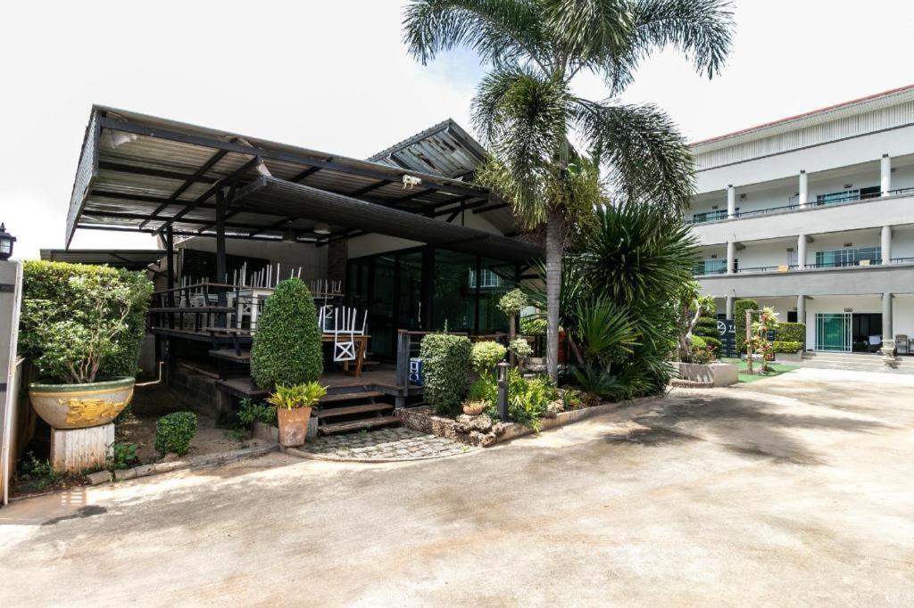 Oyo 75305 T Park Pak Chong Hotel Mu Si Exterior photo